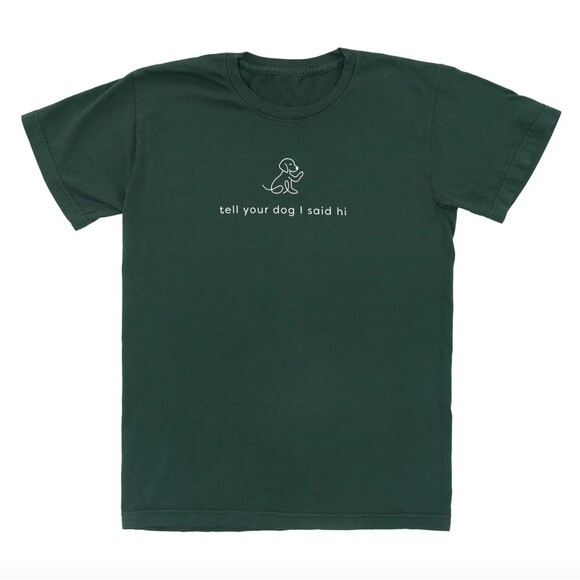 $33 WeRateDogs "Tell Your Dog I Said Hi" Waving Dog Tee Dark Green Medium Pets - Picture 1 of 2